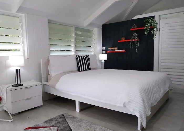 Eumundi Yacht Club B&B